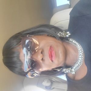 Meet your Posher, Florine